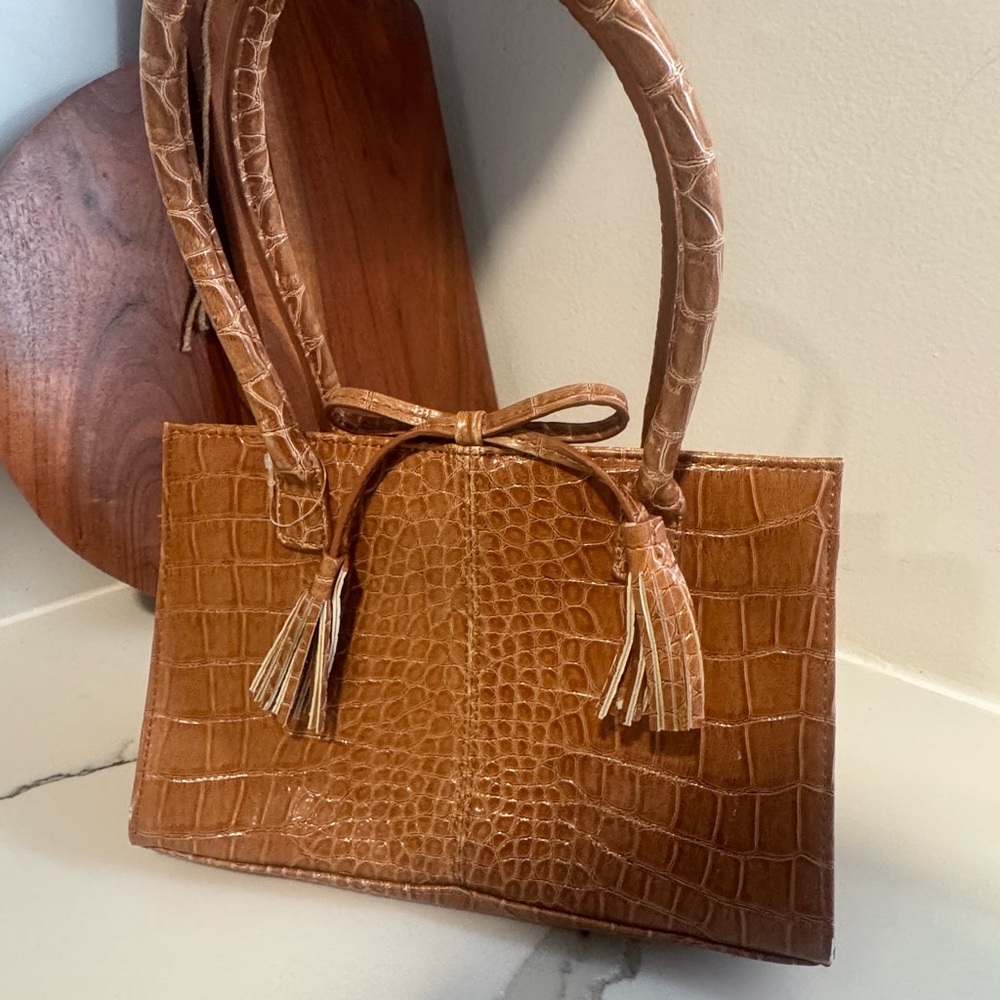 🤎 Vintage Liz Claiborne Croc Embossed Satchel 🤎 - Picture 2 of 4